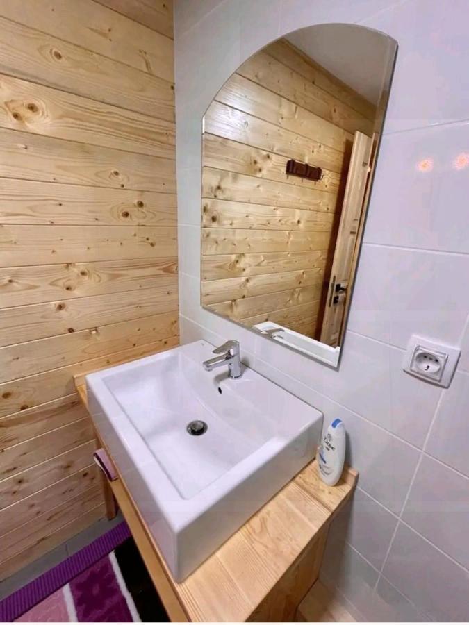 Tiny House Casa Axa Villa Paraul Carjei Kültér fotó
