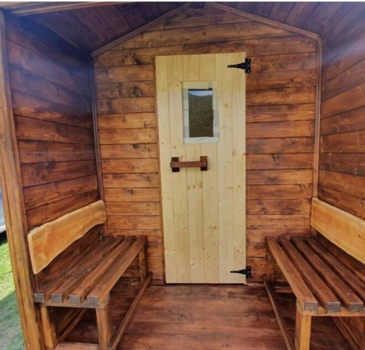 Tiny House Casa Axa Villa Paraul Carjei Kültér fotó
