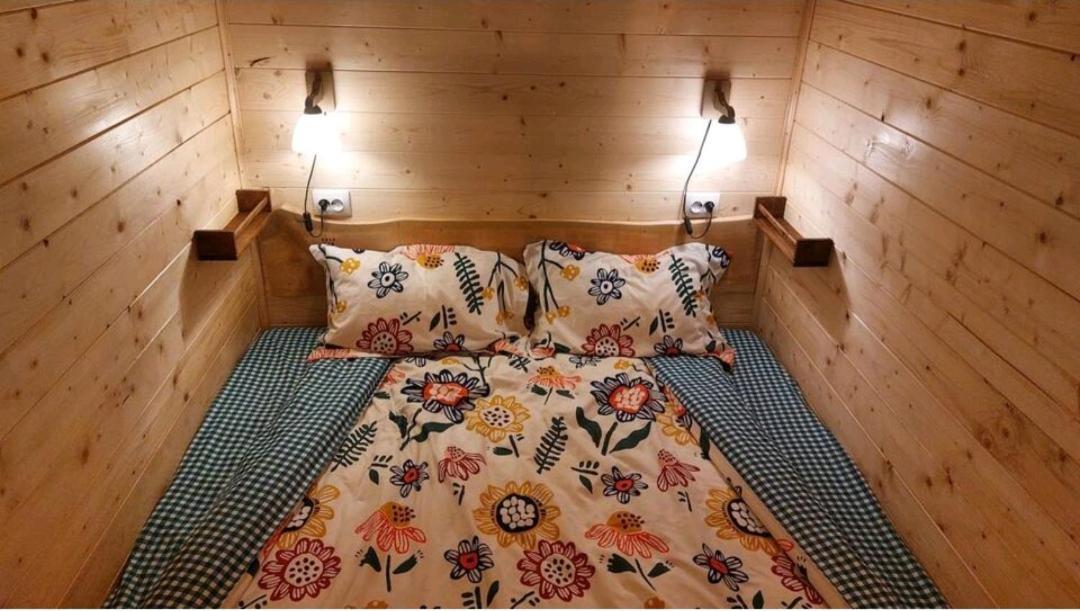 Tiny House Casa Axa Villa Paraul Carjei Kültér fotó